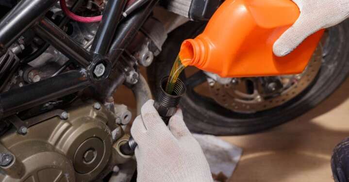 Bike engine oil