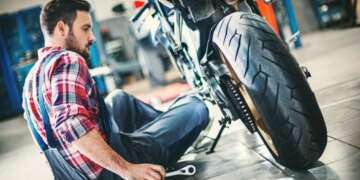 Top 10 signs your bike needs a service: Expert advice from ApnaMechanic