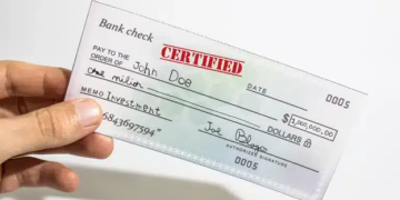 Certified Checks vs. Personal Checks: How to Endorse Each Safely