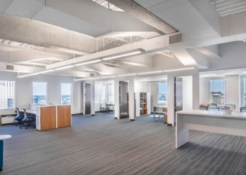 Office Renovation in Dubai: Layout, Lighting, and Space Use