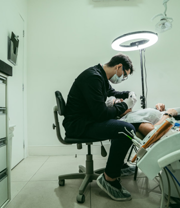 Emergency Dentist Fort Worth: Which Symptoms Cannot Wait?